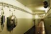 Verbindungsgang Schleusenbereich - spezielle Wasseraufbereitung des Kernkraftwerkes Rheinsberg, © 2001 ThomasKemnitz.de